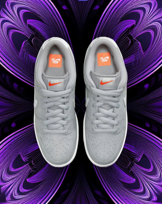 Grey wolf gum sb dunks