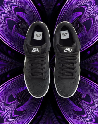Nike sb dunks (black gum)
